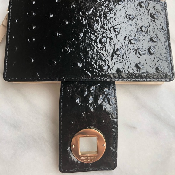 Brand new Kate Spade timeless wallet - Picture 4 of 8